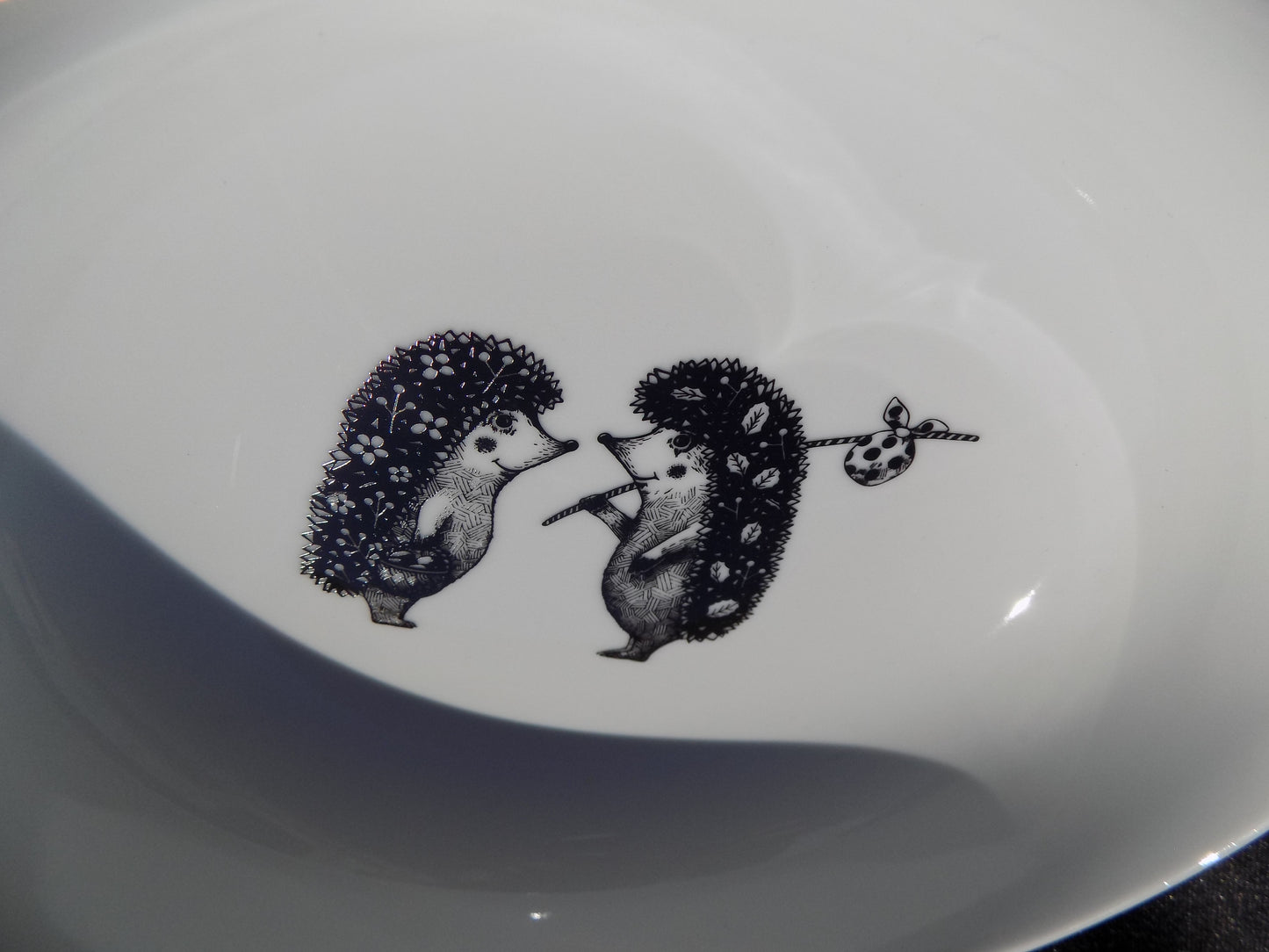 miska z obrazkiem jeży