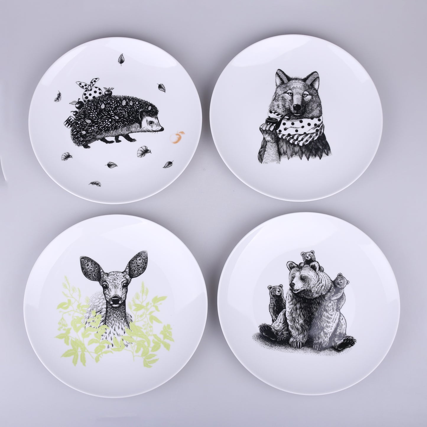 talerze obiadowe z dekoracją certyfikowaną do kontaktu z jedzeniem ISO 9001:2015