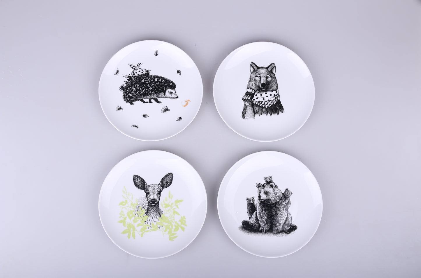 talerze porcelanowe z dekoracją certyfikowaną do kontaktu z jedzeniem ISO 9001:2015