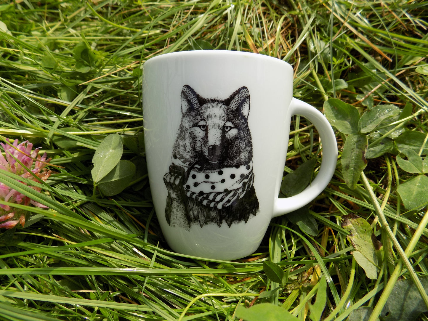 kubek z nadrukiem wilka